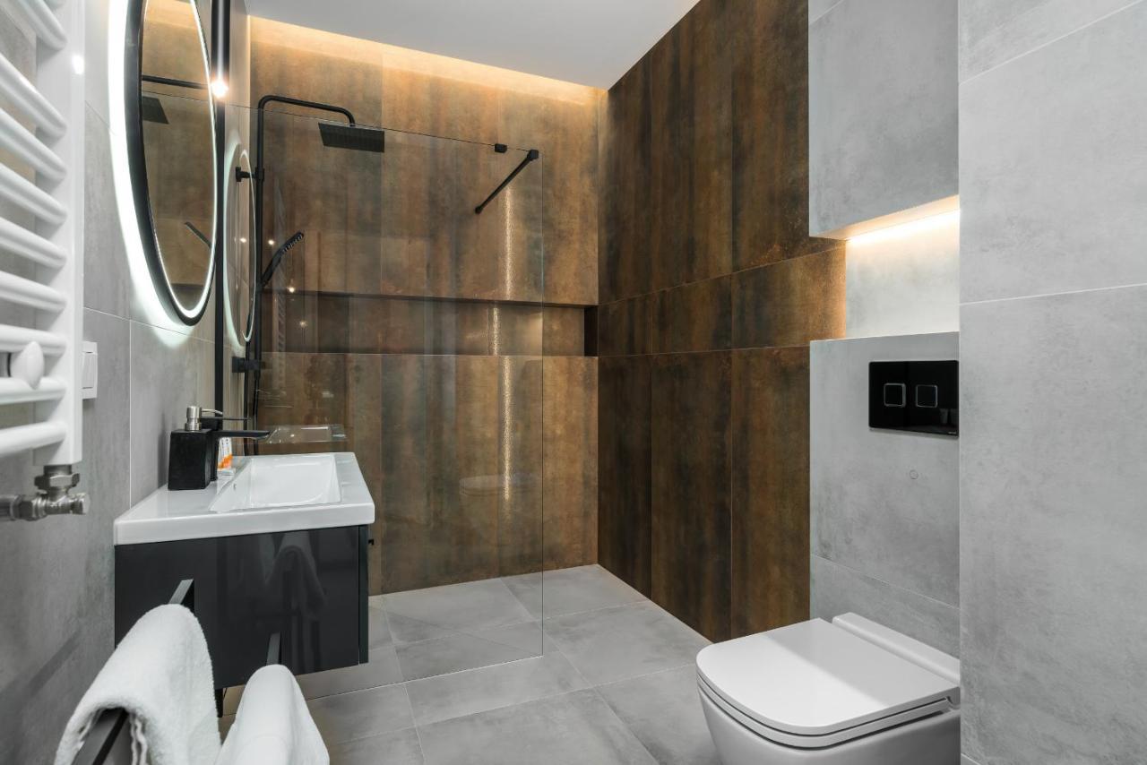 Chwaliszewo With Free Garage By Renters