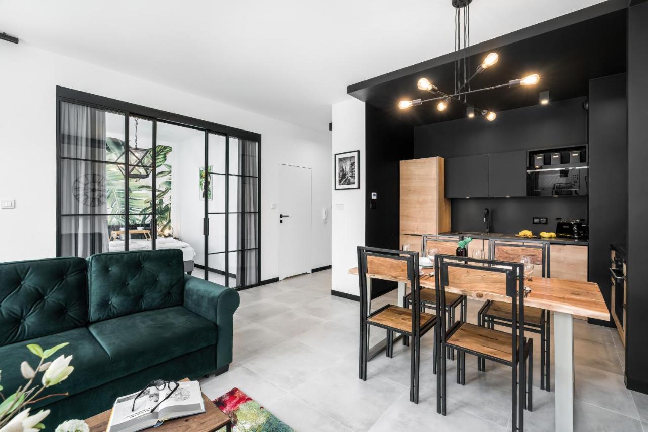 Chwaliszewo With Free Garage By Renters * Poznan